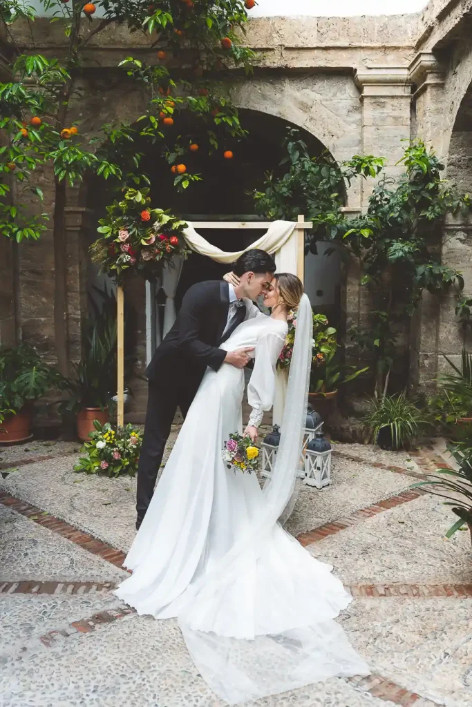 Fotografía editorial de boda con estética romántica y elegante 06