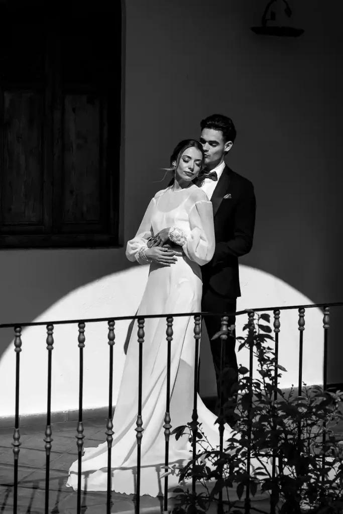 Fotografía editorial de boda con estética romántica y elegante 04