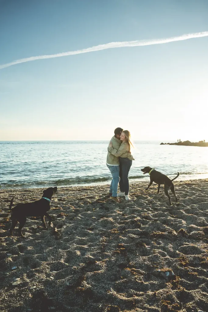 Preboda con perros en la playa de Guardias Viejas