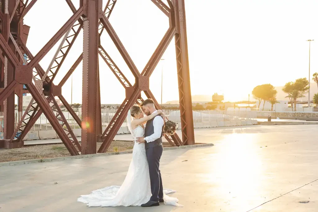 Sesión de pareja tras la boda en el Cable Inglés de Almería