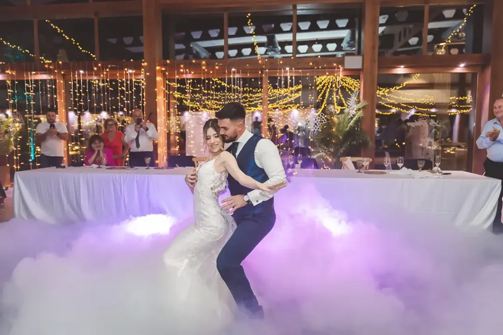 Celebración final de la boda en La Jábega, Almería