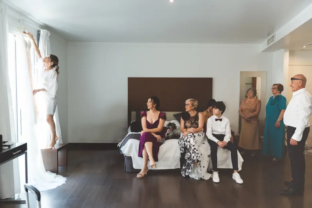 Preparativos de la novia el día de su boda en Almería