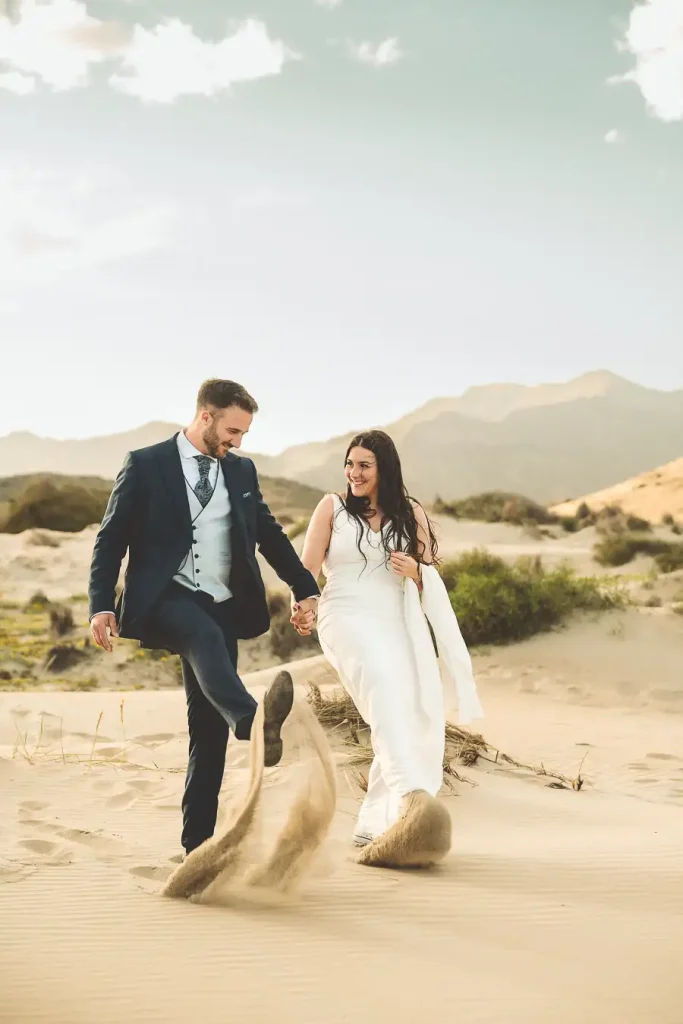 Cristina y Juanfer disfrutando de su postboda en Cabo de Gata